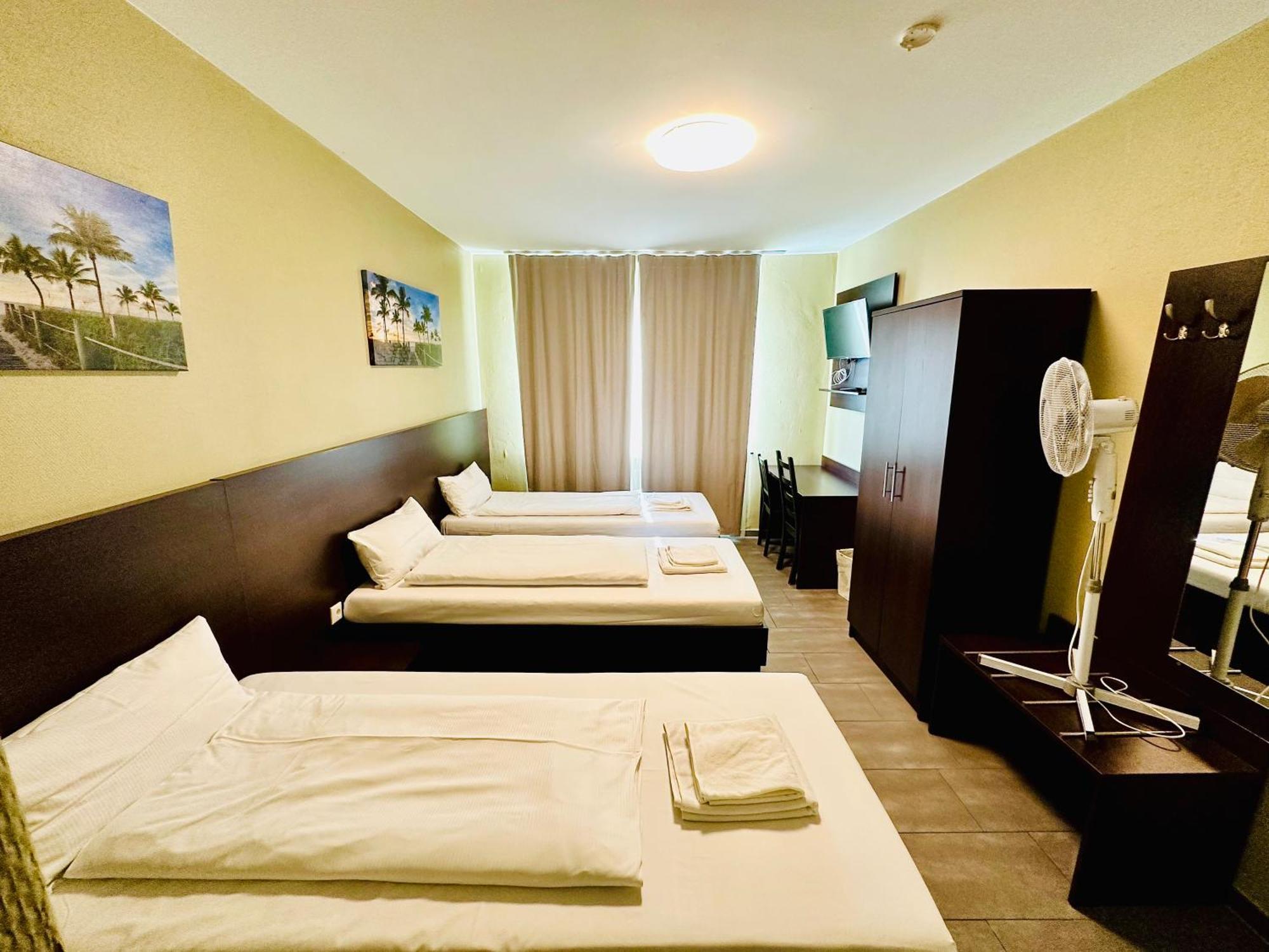 Hotel City Star Frankfurt am Main Buitenkant foto
